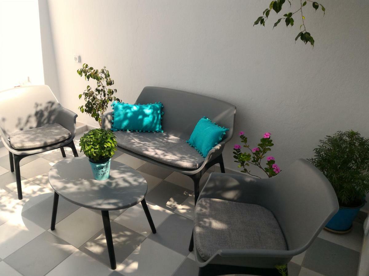 Nostalgia Retro Suites Naxos City Exterior photo